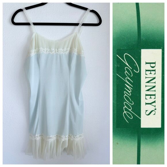 Vintage 1950's Penneys Gaymode Slip with Pleating & Lace in Baby Blue & White S - Picture 1 of 10